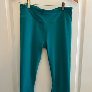 Fabletics cropped Leggings